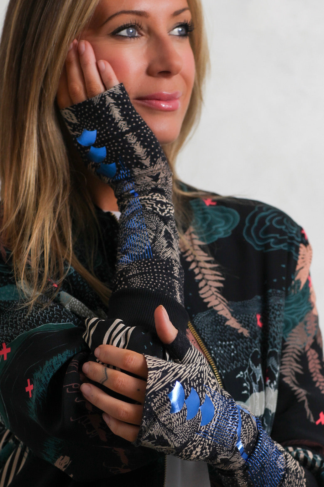 Jersey fingerless gloves discount